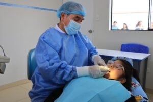 Minsa implementa nuevo consultorio de Odontopediatría que beneficiará a más de 4000 niñas y niños de Comas