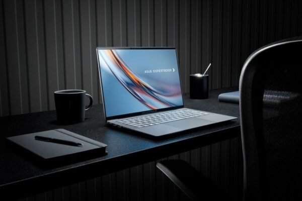 La laptop testeada a más de 8,800 metros llega a Perú: ASUS ExpertBook Ultra