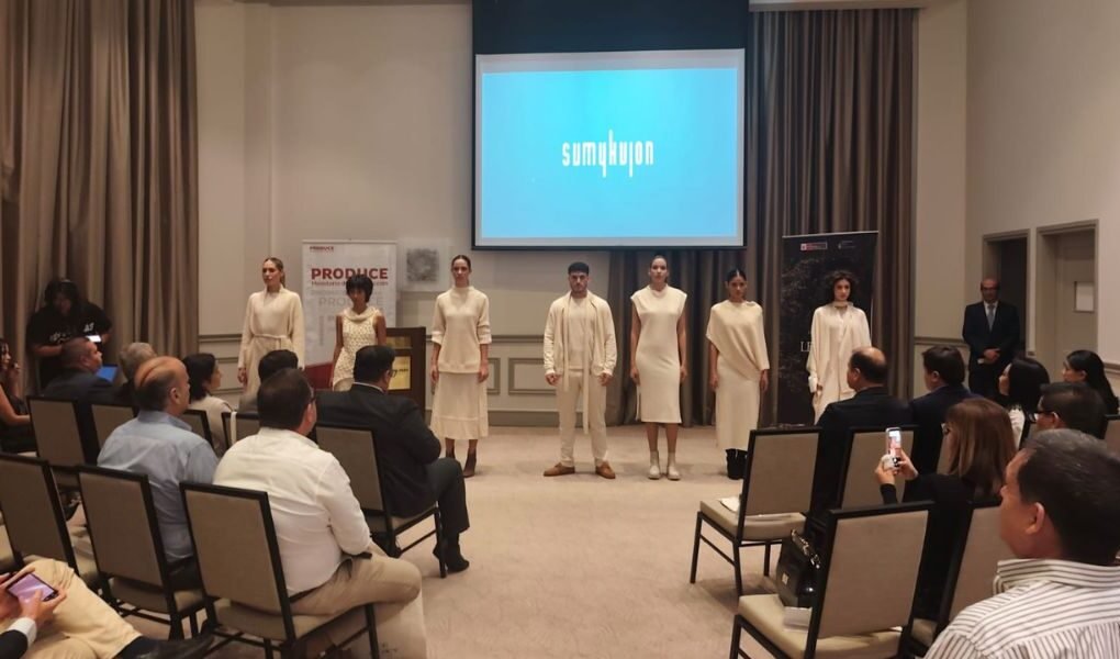 Con financiamiento de ProInnóvate, empresa textil peruana se alista a ingresar a la alta costura china con tejido a base de fibra de aguaje