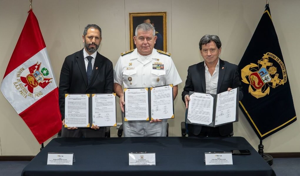 Marina de Guerra del Perú y Backus amplían su alianza para fortalecer la representación institucional y la promoción de la imagen del Perú