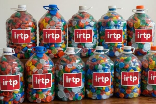 Colaboradores del IRTP apoyan a niños con “Piel de mariposa”