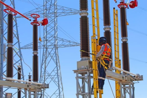 Redinter refuerza su compromiso con la sostenibilidad y la resiliencia energética en el Perú