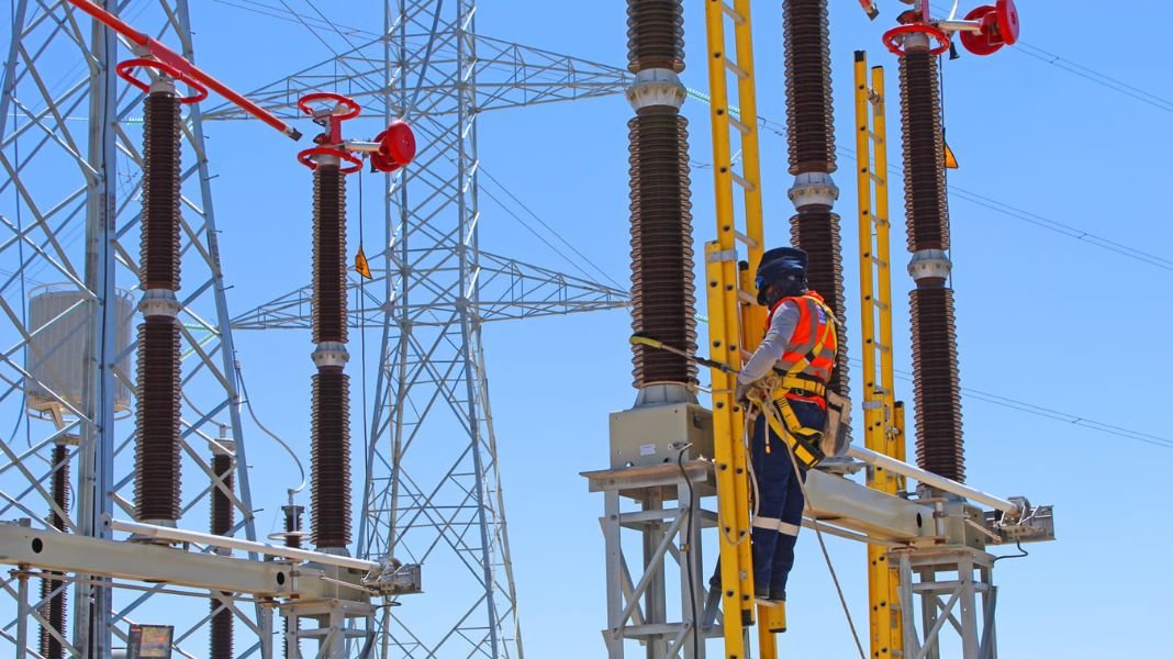 Redinter refuerza su compromiso con la sostenibilidad y la resiliencia energética en el Perú