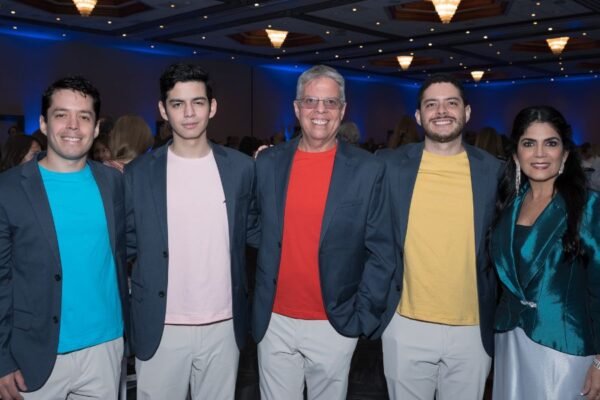 HOUSEonline celebra 20 años liderando el mercado inmobiliario digital peruano con la adquisición estratégica de Babilonia.pe
