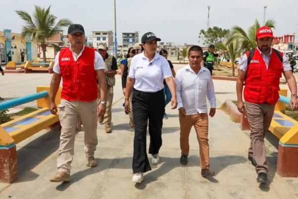 Ministra Maritza Canales supervisa acciones de los programas sociales para proteger a la población vulnerable de Tumbes ante El Niño