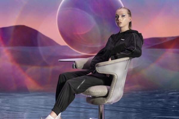 Cat Footwear lleva el estilo urbano a otra dimensión con Voltage