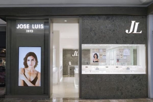 JOSE LUIS Joyerías inaugura su primera tienda en México y marca el inicio de su expansión en Latinoamérica
