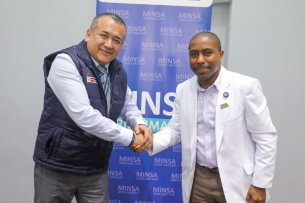 Minsa articula acciones con la Diris Lima Sur para atender de manera oportuna a la población afectada por lluvias intensas en Villa El Salvador