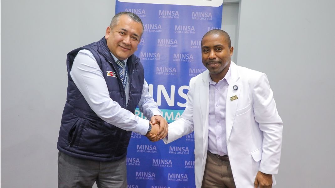 Minsa articula acciones con la Diris Lima Sur para atender de manera oportuna a la población afectada por lluvias intensas en Villa El Salvador