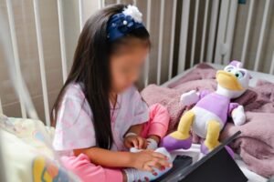Minsa: INSN Breña extirpa tumor ovárico de cuatro kilos a niña de tres años proveniente de Chanchamayo