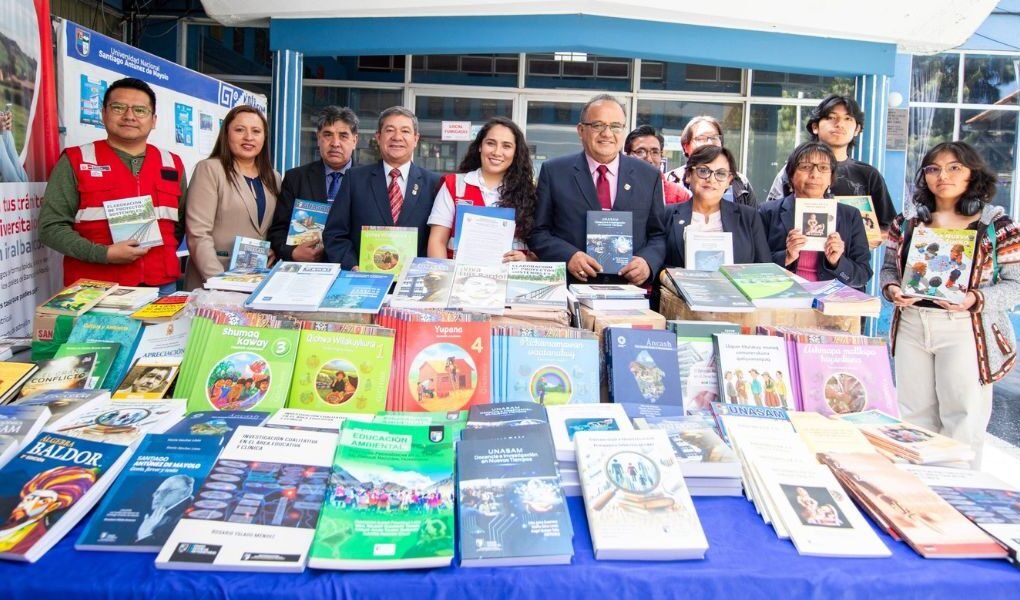 Tambos del Programa PAIS contarán con más de 10 000 libros para fortalecer la lectura en centros poblados de Áncash
