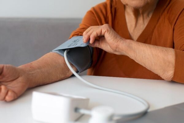 ¿Por qué controlar la hipertensión es clave para proteger la salud cardiovascular?