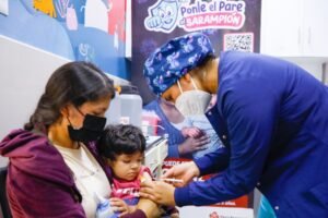 Ministerio de Salud refuerza vacunación contra el sarampión y exhorta a las familias a completar sus vacunas