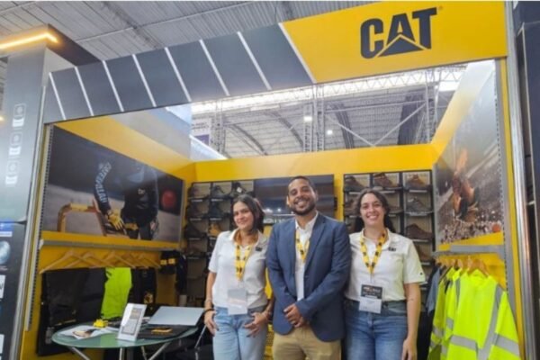 CAT Perú estuvo presente en EXPOMINA Perú 2026 con su propuesta de calzado para largas jornadas de trabajo