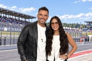 Julián Gil y Valeria Marín aceleran juntos: se lanzan en aventura automovilística