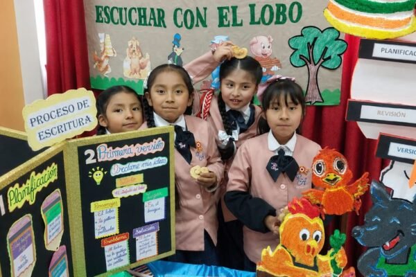Minedu reconoce a 4947 docentes y directivos que impulsaron proyectos de innovación educativa