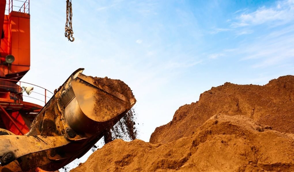 Cobre y electrificación: el reto de la brecha de 10 millones de toneladas al 2030