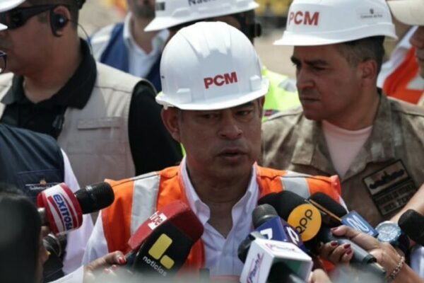 Premier Galarreta advierte que el Perú libra una batalla frontal contra las organizaciones criminales