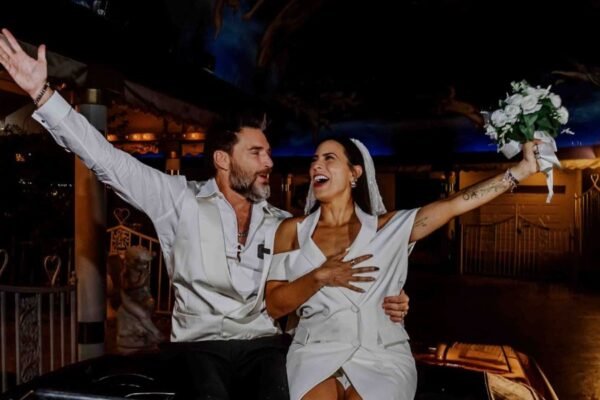 Julián Gil y Valeria Marín se casan otra vez en Las Vegas