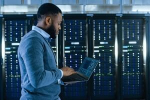 Micro y mini data centers ganan relevancia en Perú