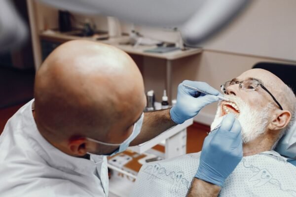 Perder dientes afecta la alimentación y podría estar relacionado con enfermedades neurológicas