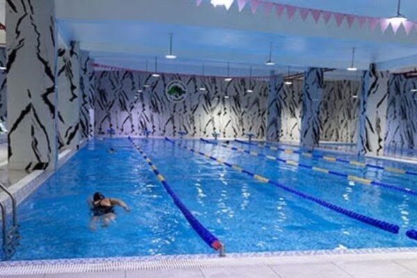 El calor se adelanta en Lima: cinco claves para preparar las piscinas antes del verano