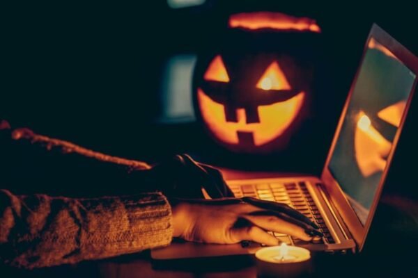¿Comprarás disfraces o entradas para Halloween? Cuidado con estas estafas