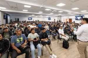 Operadores de maquinaria pesada celebran su día en encuentro del Club de Operadores de Ferreycorp