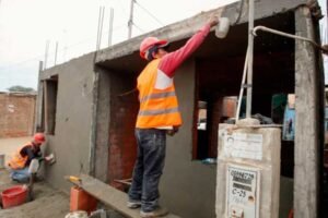 Riesgo silencioso: 4 de cada 5 viviendas autoconstruidas en el Perú no cumplen la normativa