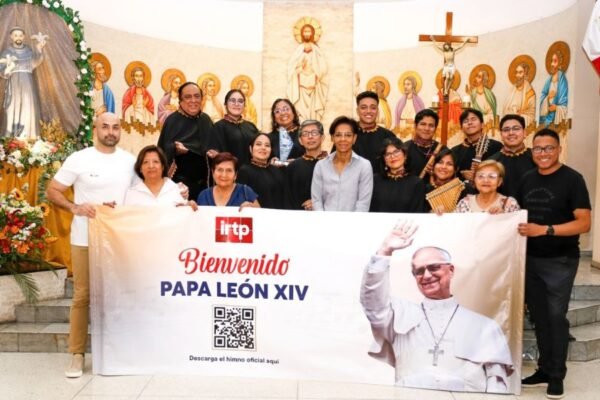 Coro “Aguchita” prepara su repertorio para acompañar al papa León XIV